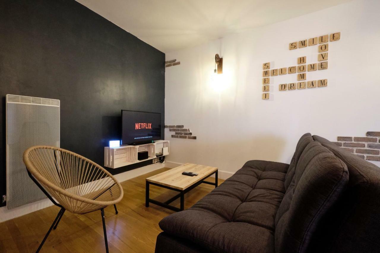 Melina - Appartement Dans Les Remparts De La Bastide Avec Parking Et Terrasse Каркассон Экстерьер фото